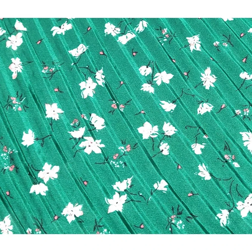 Pleated Floral Flowy Scarf wrap Banana Republic OS Kelly Green Boho kimono wrap